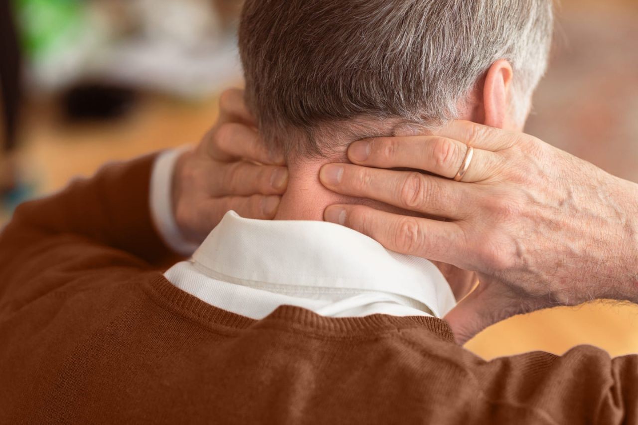 Cervical-Stenosis-Symptoms--Treatment-Options